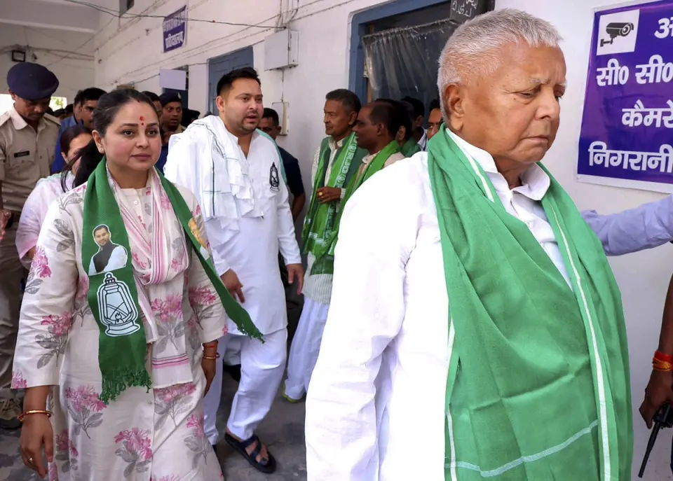 रोहिणी आचार्य का बीजेपी पर तंज, बोलीं- कोर्ट की फटकार के बाद देवेश कुमार को बनाया 'कुर्बानी का बकरा'