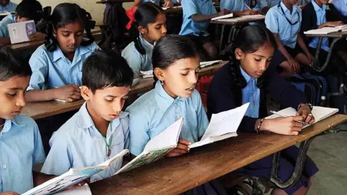 बिहार में शिक्षा व्यवस्था को सुधारने के लिए सरकार का बड़ा रोडमैप बिहार में शिक्षा व्यवस्था को सुधारने के लिए सरकार का बड़ा रोडमैप
