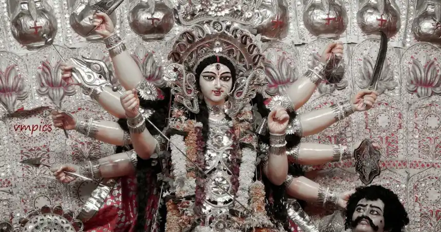 इस बार 11 दिनों की होगी शारदीय नवरात्रि, हाथी पर सवार होकर आएंगी मां दुर्गा