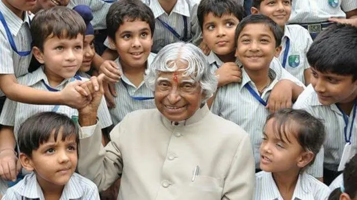 Birthday Special : APJ Abdul Kalam-अखबार बांटने वाले लड़के से 'मिसाइल मैन' तक: एक सच्ची कहानी