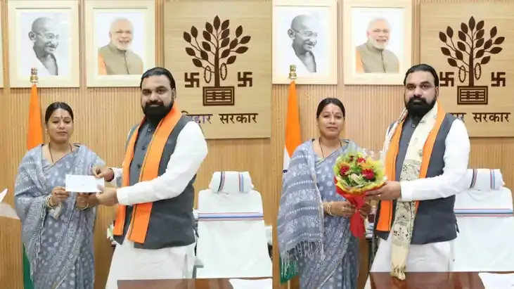 छपरा विधायक छोटी कुमारी ने बाढ़ पीड़ितों के लिए दिया 1 माह का वेतन