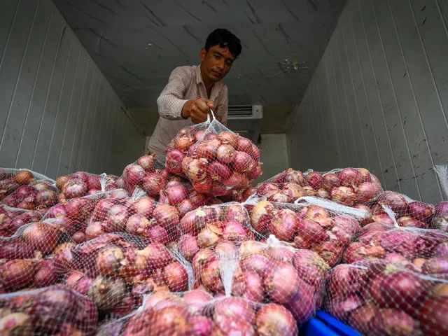 Patna Onion Price: पटना में ₹35 किलो मिलेगा प्याज, NCCF ने महंगाई पर लगाम लगाने को शुरू की मोबाइल वैन सेवा