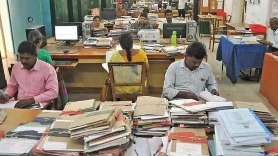 बिहार में सरकारी कर्मचारियों के लिए छुट्टी के नियम बदले, अब ऑनलाइन करना होगा आवेदन
