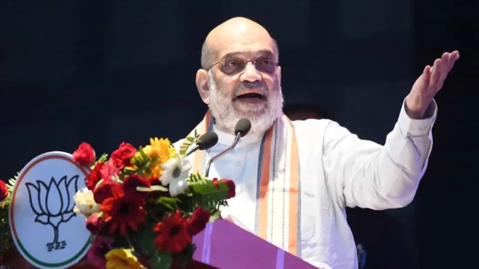 राष्ट्रीय गीत 'वंदे मातरम' के अपमान पर होगी 3 साल की जेल