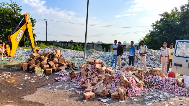 गोपालगंज में 7,500 लीटर अवैध शराब नष्ट, बिहार उत्पाद अधिनियम के तहत बड़ी प्रशासनिक कार्रवाई