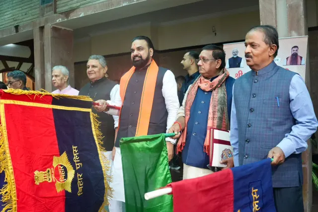 बिहार के राष्ट्रीय राजमार्गों पर सड़क सुरक्षा बढ़ाने के लिए 58 नए गश्ती वाहन रवाना