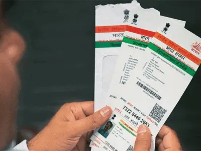 आधार में फर्जीवाड़े पर लगाम लगाने के लिए UIDAI लाई नई तकनीक, फिंगरप्रिंट की समस्या से मिलेगी राहत
